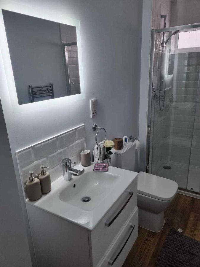 Serene Getaway Apartments 梅德斯通 外观 照片